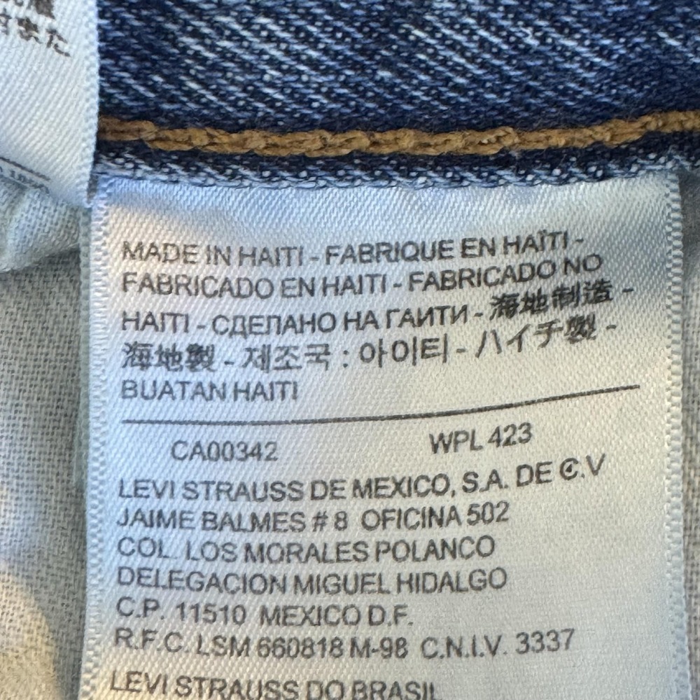 Levis 501 Jeans Mens 33x30 Blue Medium Wash Button Fly Straight Denim - Picture 5 of 10